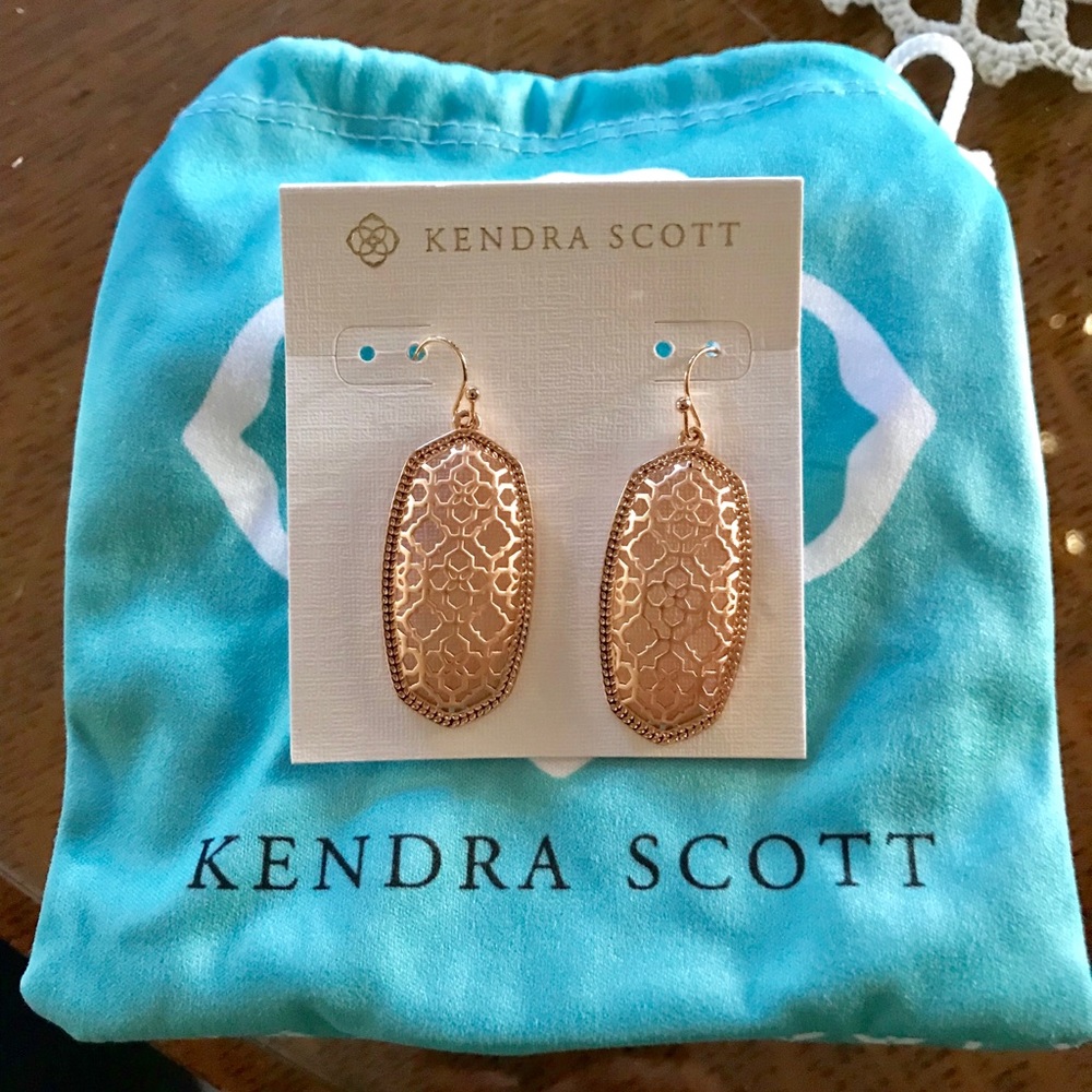 Kendra Scott earring SINGLE